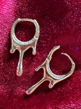 Gold Drip Huggie Hoops